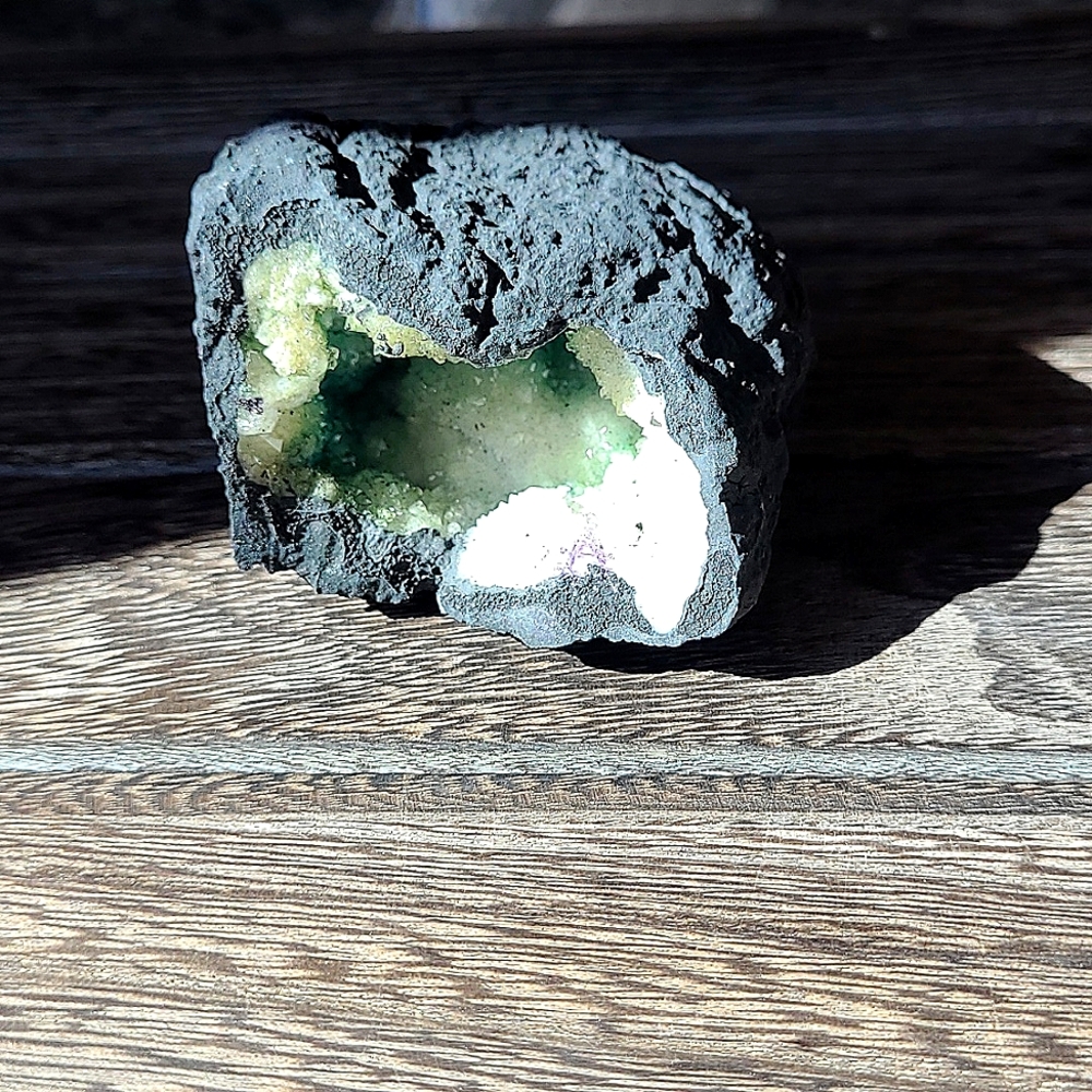 Rock Hounds Collectors 1 Geode specimen crystals hobby ♥️